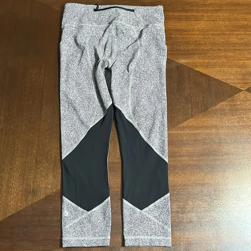 Lululemon Pace Rival Crop (22